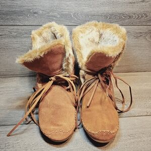 TOMS Furry Booties. Fur around the ankles